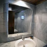 Karma Porto Paros منتجع 4*